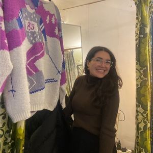 Meet your Posher, Douni